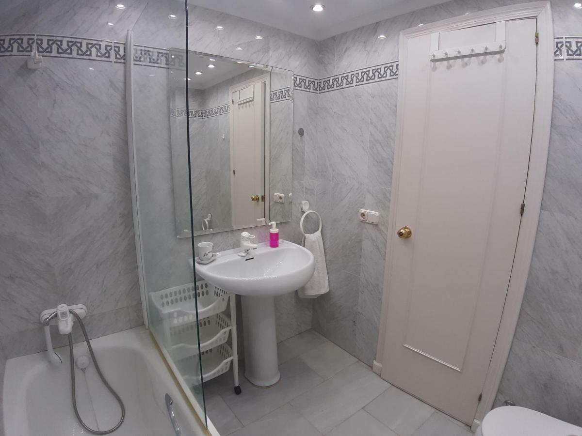 Spacious Beach Flat In Fuengirola - Los Boliches Buitenkant foto