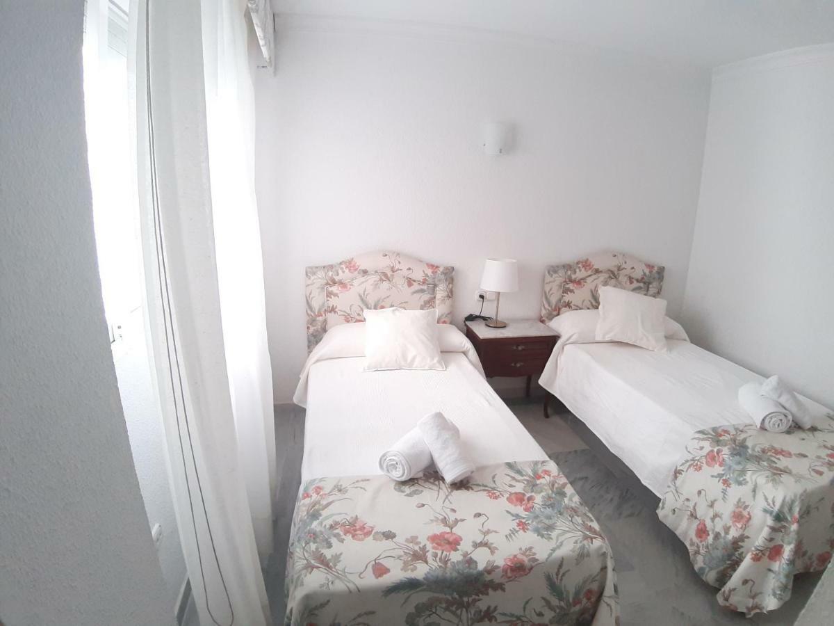 Spacious Beach Flat In Fuengirola - Los Boliches Buitenkant foto